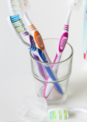 Toothbrushes2 Ellipse