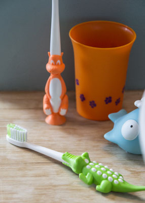 Toothbrushes3 Ellipse